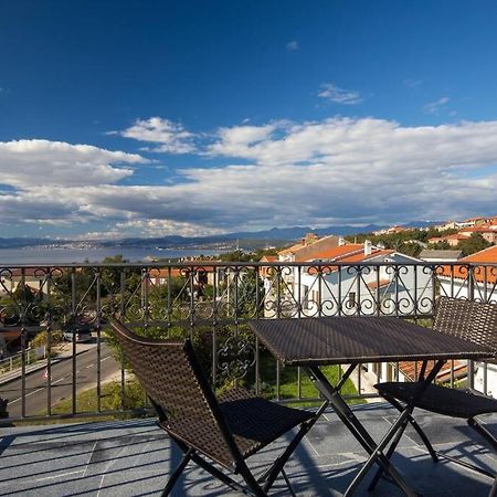 Villa Ajda - Green Room Omisalj Exterior photo