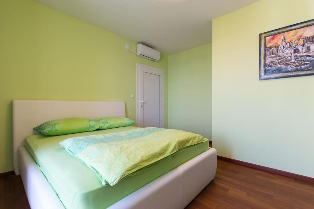 Villa Ajda - Green Room Omisalj Exterior photo